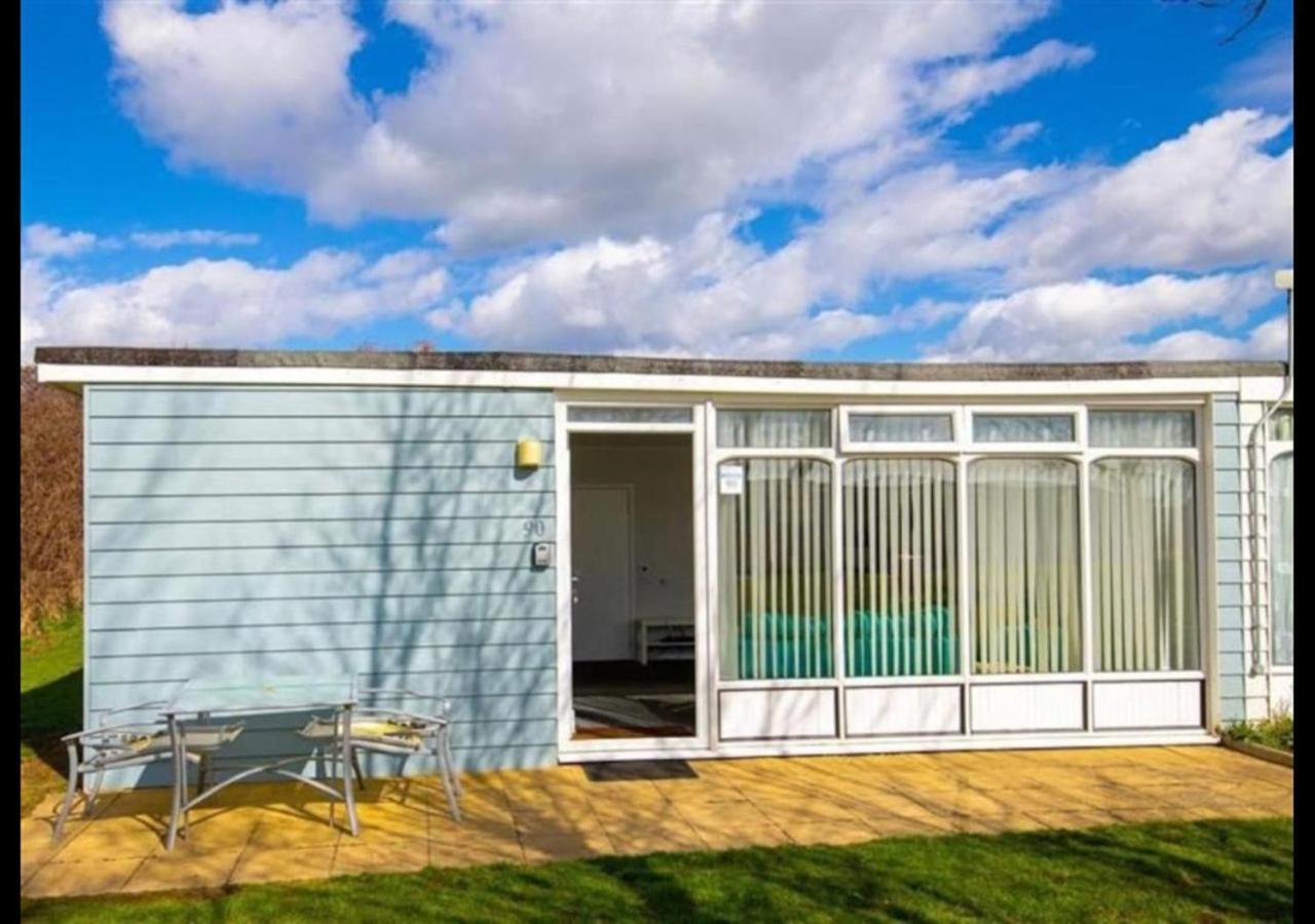 K90 - Chalet - Parkdean Resorts, Camber Sands Екстер'єр фото